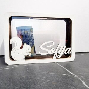 Medinė taupyklė Voverė su vardu